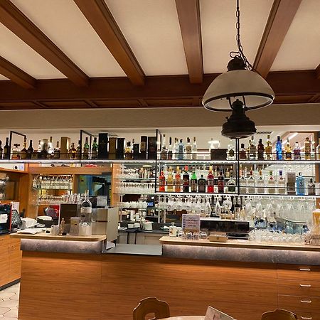 Hotel Restaurant Thum 巴林根 外观 照片
