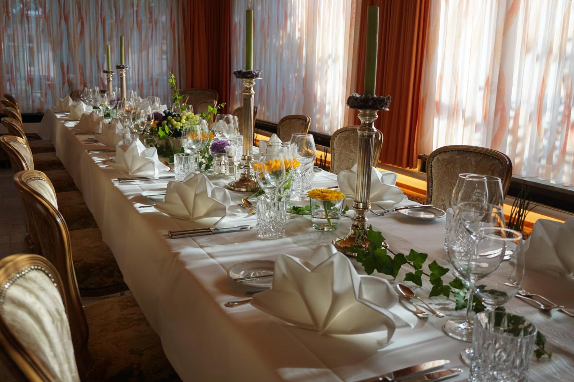 Hotel Restaurant Thum 巴林根 外观 照片