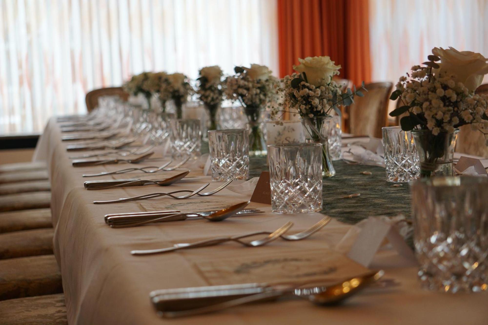 Hotel Restaurant Thum 巴林根 外观 照片