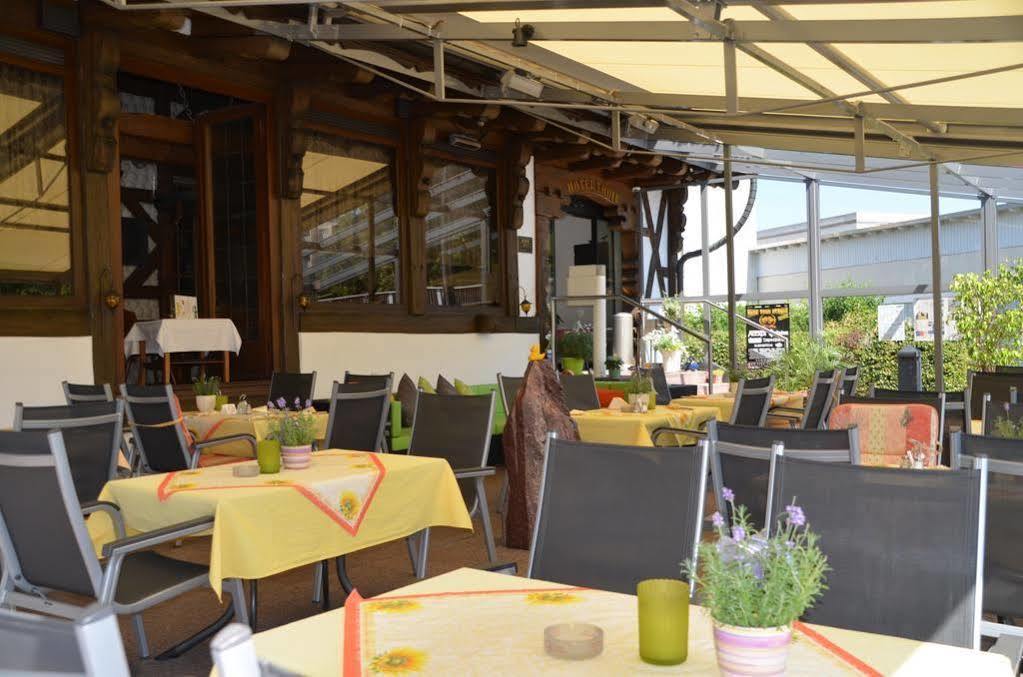 Hotel Restaurant Thum 巴林根 外观 照片